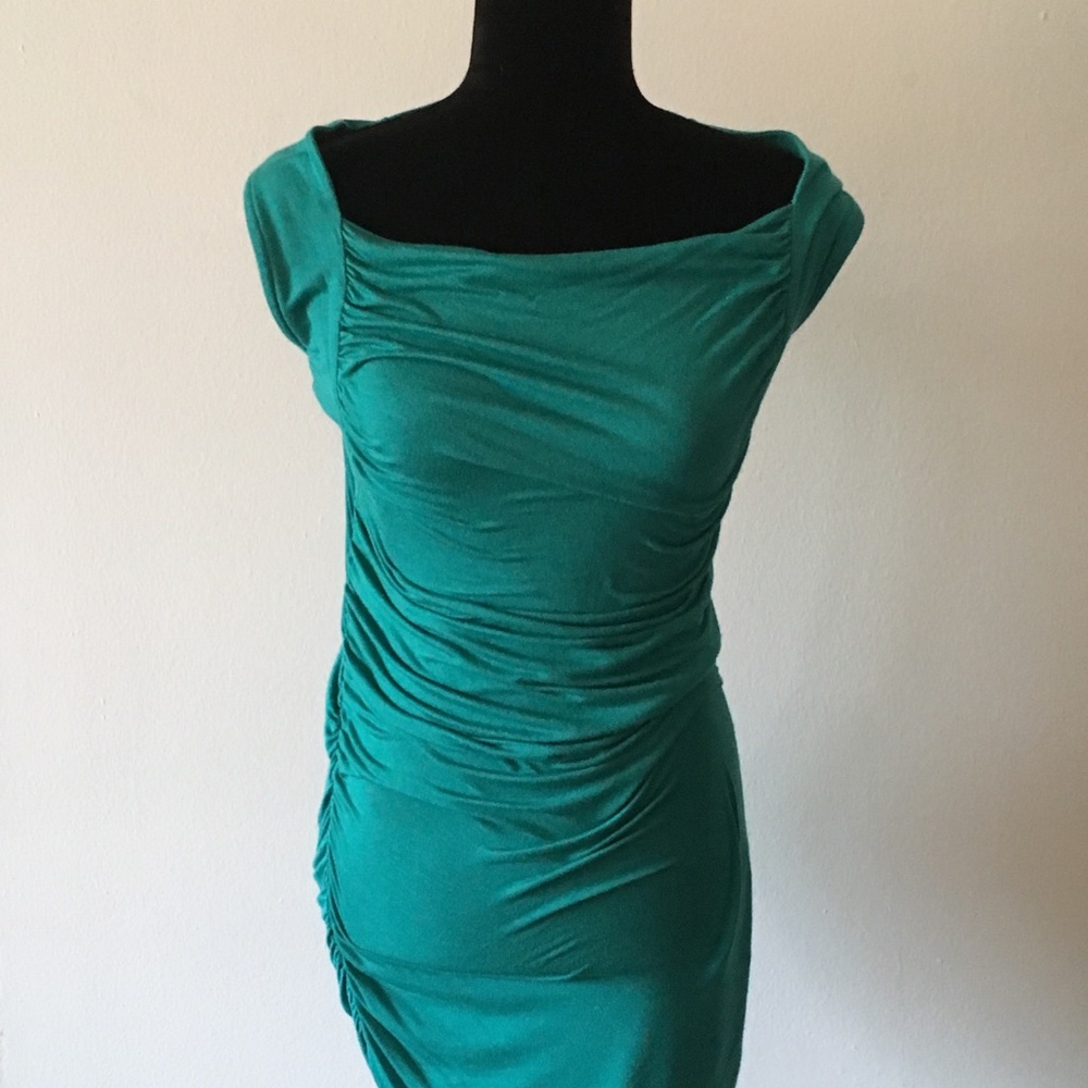NWT Tahari size medium dress